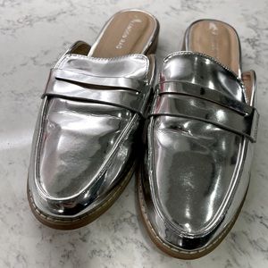 London Fog Silver Mule Loafer